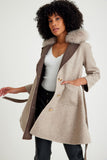 Fur Trimmed & Çift Taraflı Women’s Coat - Beige - Milano Calvino